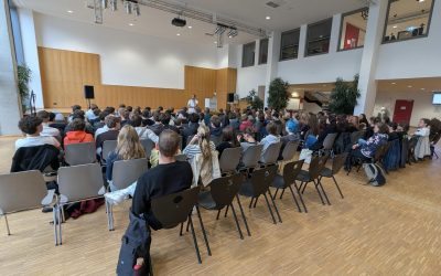 Landtagsabgeordneter Maximilian Deisenhofer zu Gast am SKG